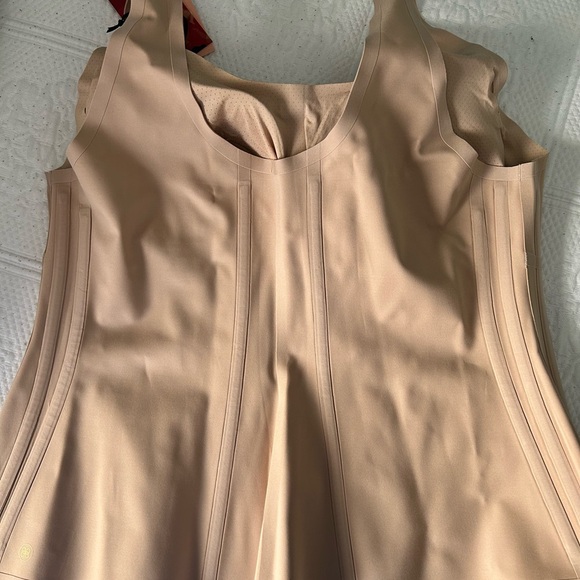 HONEYLOVE body Shaper - Picture 7 of 9